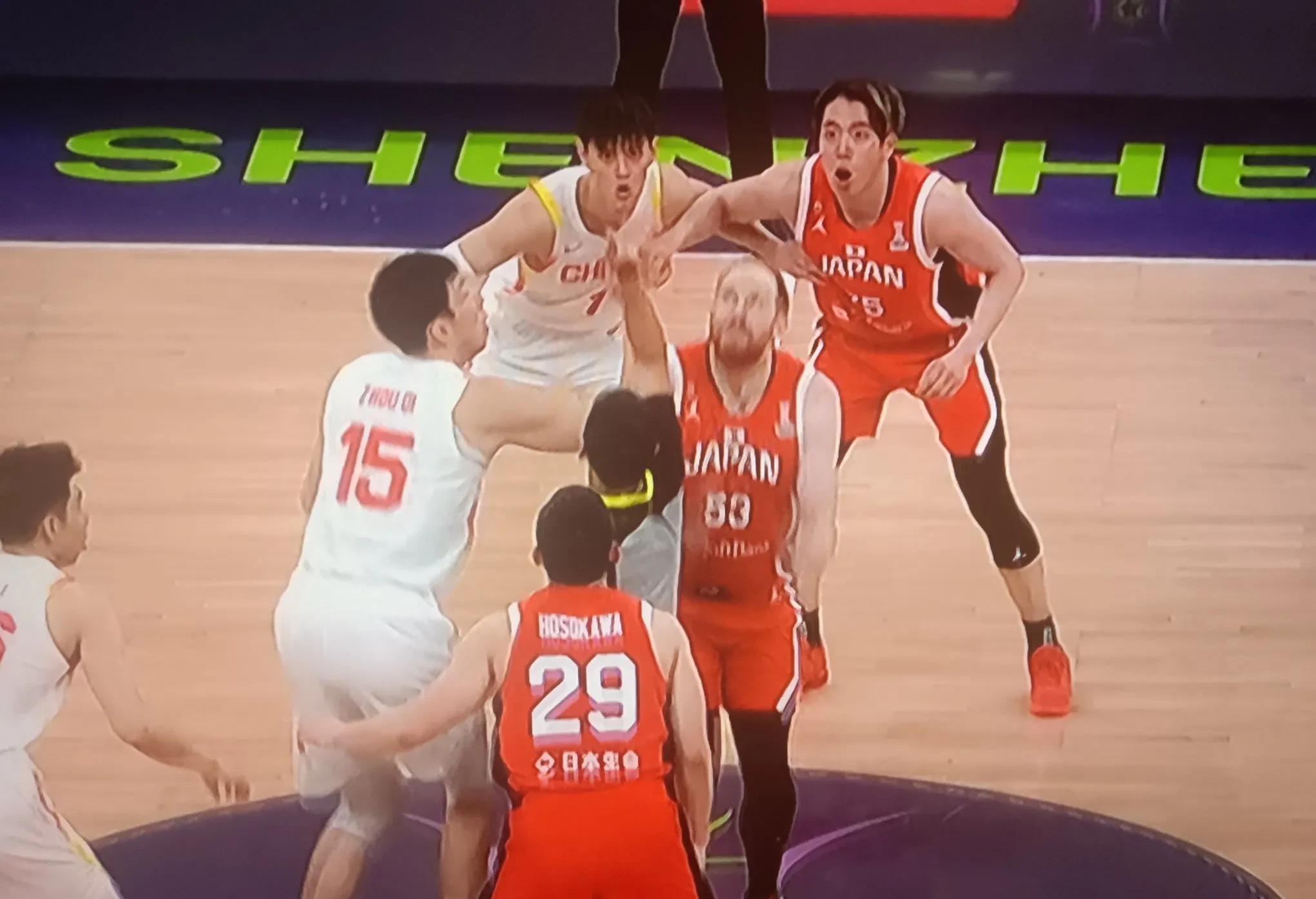 亚洲俱乐部赛事上演惊险大战，强强对决成焦点的简单介绍