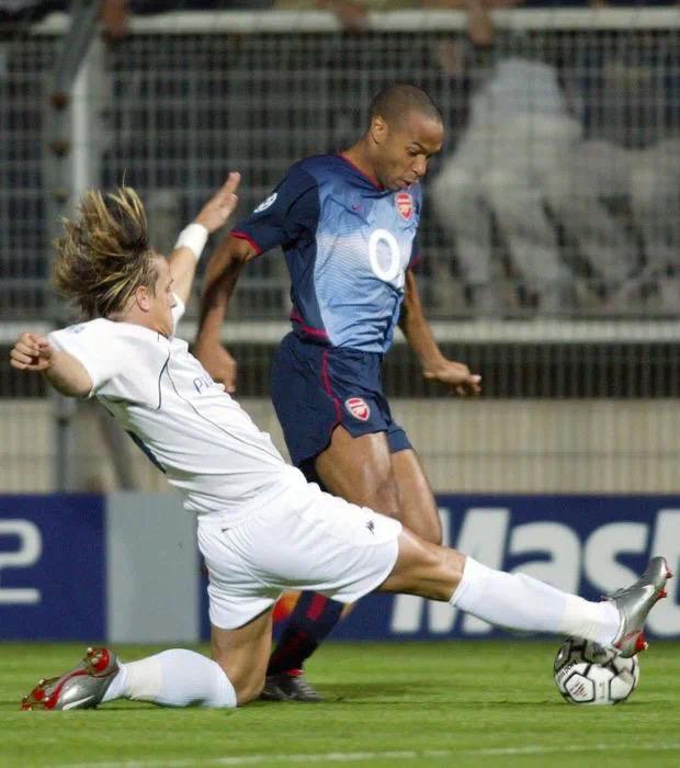 激情的比赛一触即发，球队全力以赴拼尽全力的简单介绍