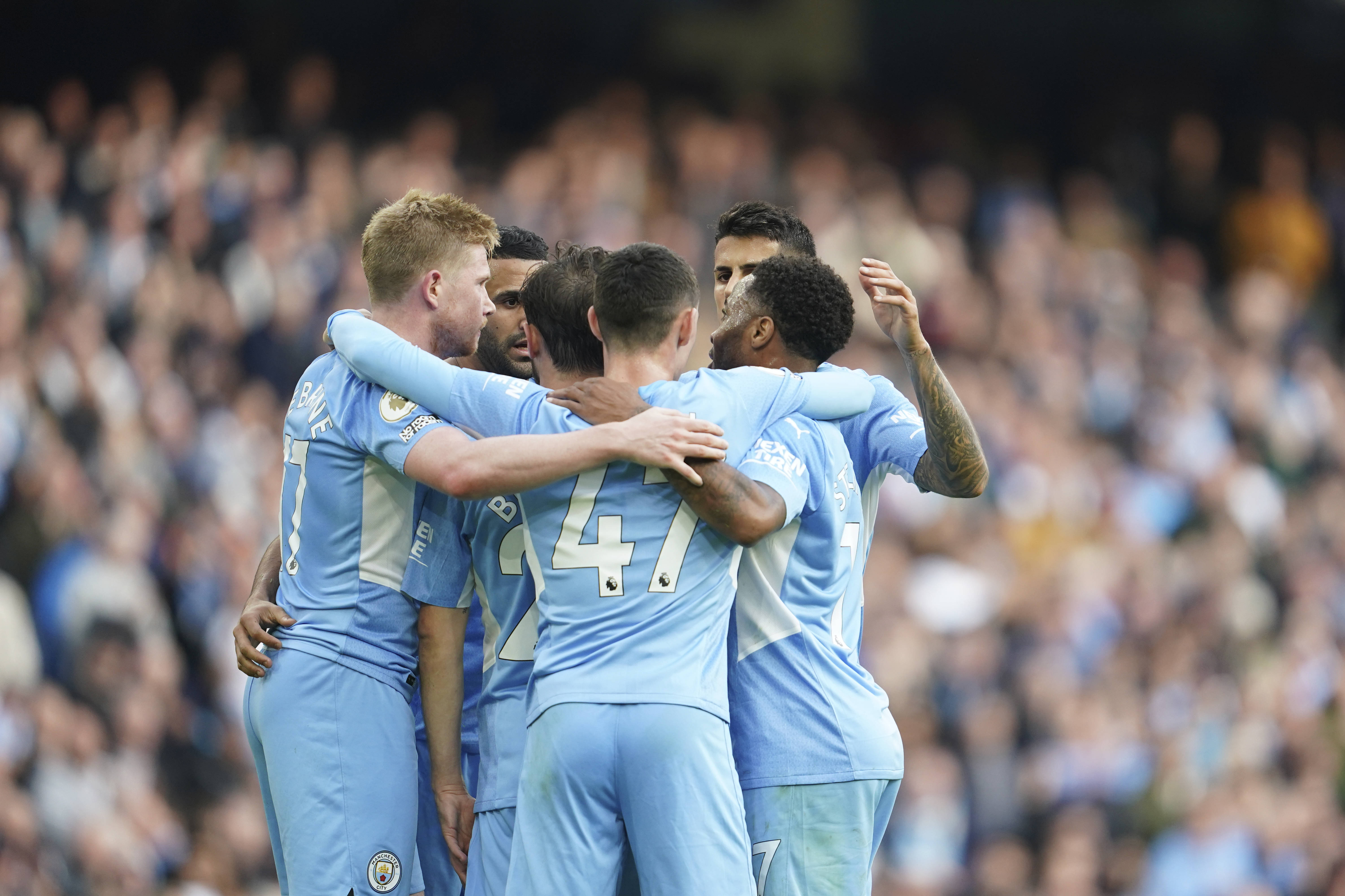 逆转比分的胜利，完美诠释了足球的魅力和不可预测性的简单介绍