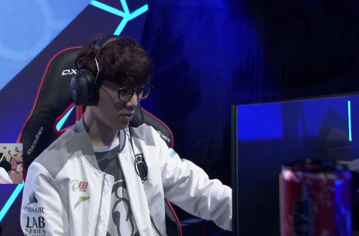  TheShy爆冷击败皇家马德里，战术调整引爆全场！